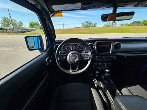 Used 2022 Jeep Wrangler Unlimited Sport AWD/4WD image 13