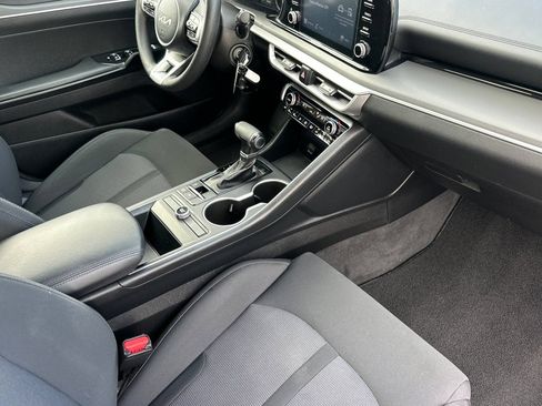 Used 2022 Kia K5 LX FWD image 19