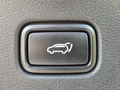 Used 2025 Kia Sportage SX AWD/4WD image 30