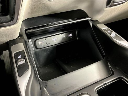 Used 2023 Kia Sorento S FWD image 14