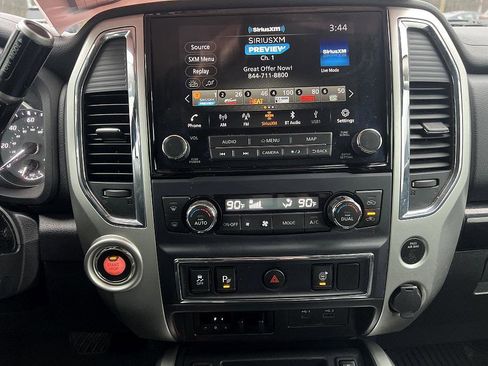 Certified 2021 Nissan Titan SV w/ SV Convenience Package image 14