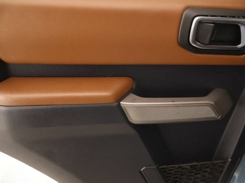 Used 2022 Ford Bronco Outer Banks AWD/4WD image 17