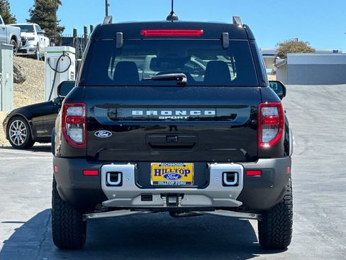 New 2026 Ford Bronco Sport Badlands w/ Sasquatch Badlands Package AWD/4WD image 5