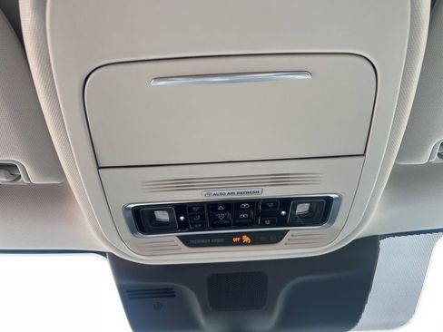 New 2026 Lincoln Navigator Reserve AWD/4WD image 20