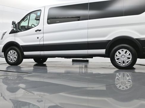 Used 2023 Ford Transit 350 XLT image 57