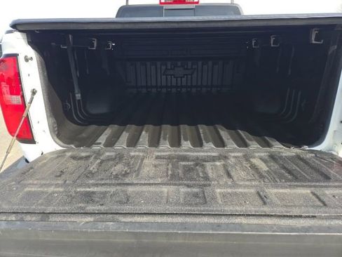 Used 2022 Chevrolet Colorado Z71 w/ Safety Package image 5