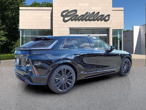 New 2026 Cadillac Lyriq V image 5