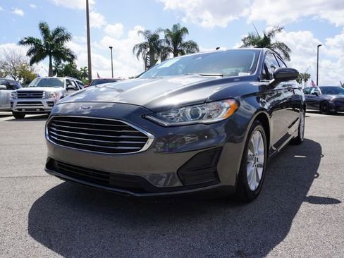 Used 2020 Ford Fusion SE image 20