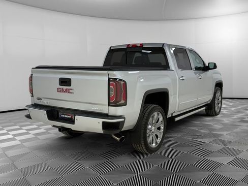 Used 2018 GMC Sierra 1500 Denali w/ Denali Ultimate Package image 3