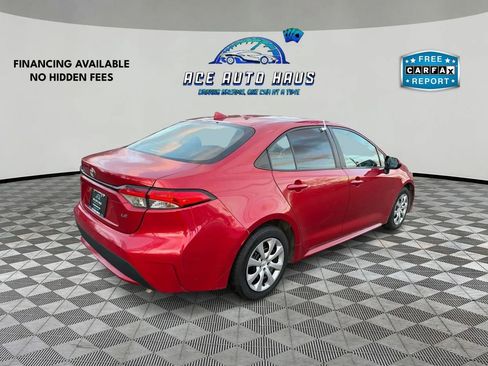 Used 2021 Toyota Corolla LE image 7