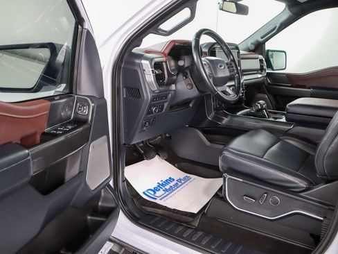 Used 2022 Ford F150 Lariat w/ Equipment Group 502A High image 4