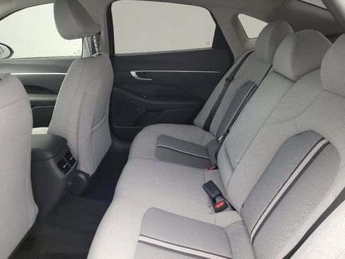 Used 2021 Hyundai Sonata SEL w/ Convenience Package FWD image 18
