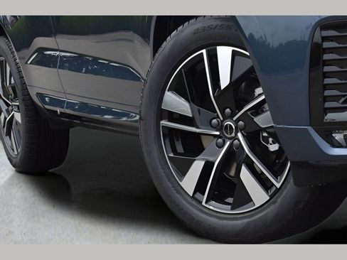 Certified 2026 Volvo XC60 B5 Core w/ Protection Package Premier AWD/4WD image 10