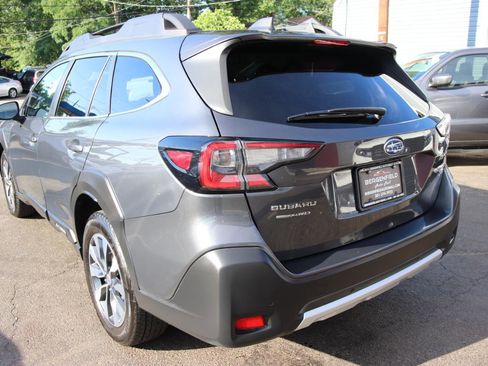 Used 2024 Subaru Outback Limited XT AWD/4WD image 3