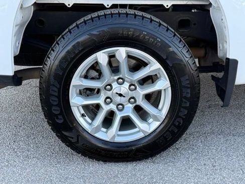 Certified 2024 Chevrolet Silverado 1500 RST AWD/4WD image 17