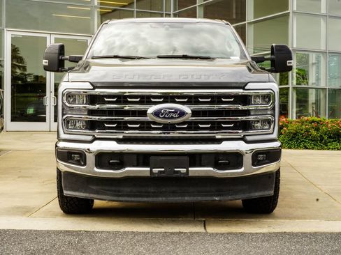 Used 2024 Ford F250 Lariat AWD/4WD image 7