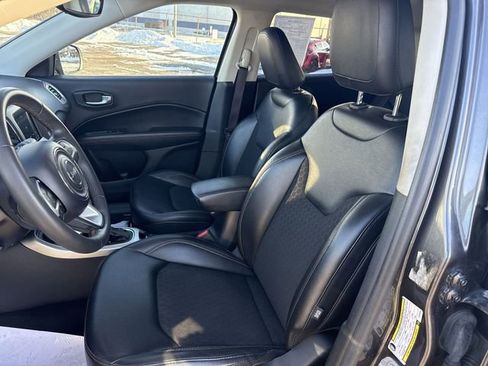 Used 2021 Jeep Compass Latitude image 15