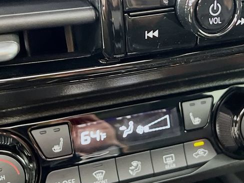 New 2026 Nissan Kicks SV w/ SV Premium Package AWD/4WD image 16