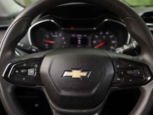 Used 2021 Chevrolet TrailBlazer LT w/ Convenience Package FWD image 10