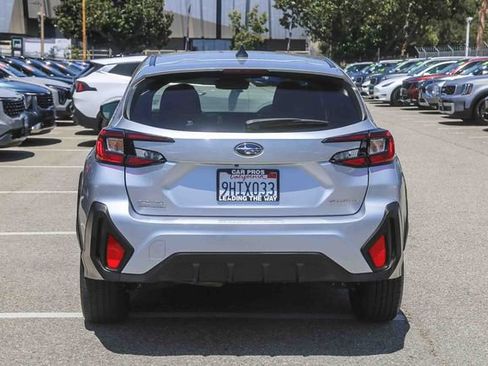 Used 2024 Subaru Crosstrek 2.0i w/ Crosstrek Mirror Package AWD/4WD image 9
