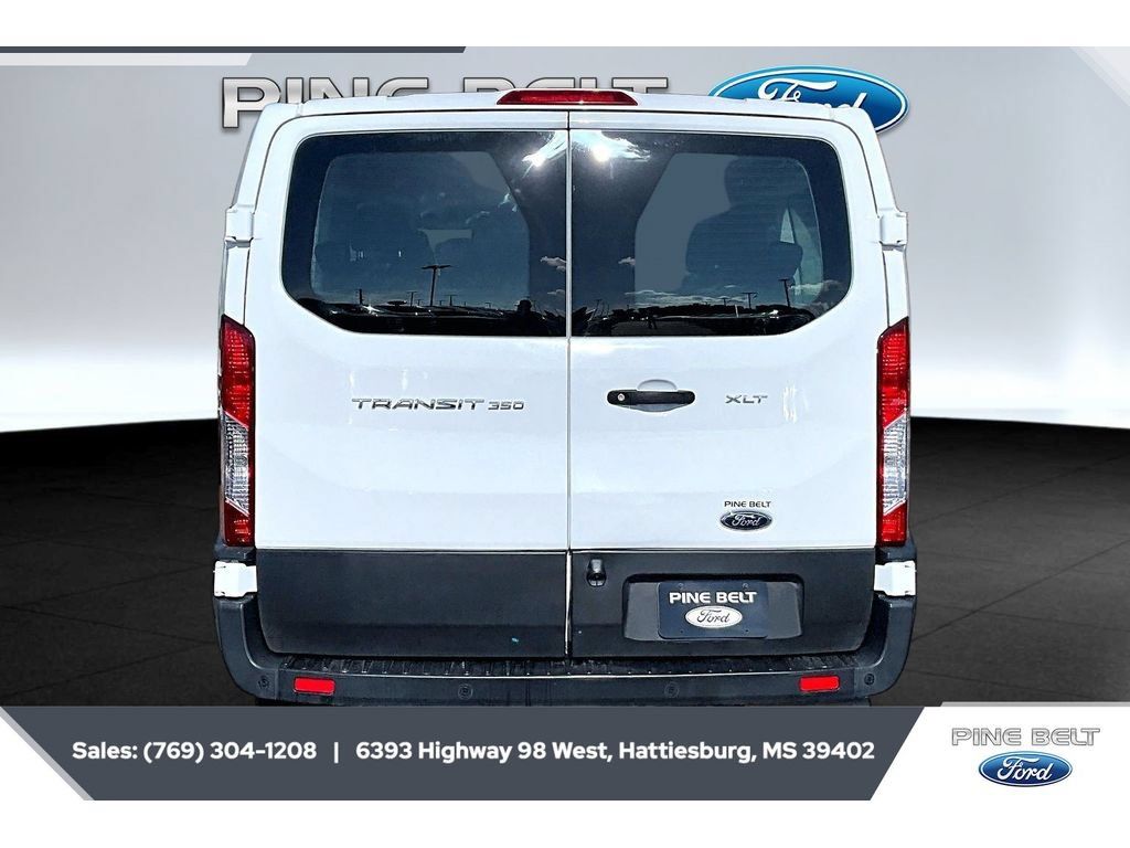 Used 2022 Ford Transit 350 XLT RWD image 4