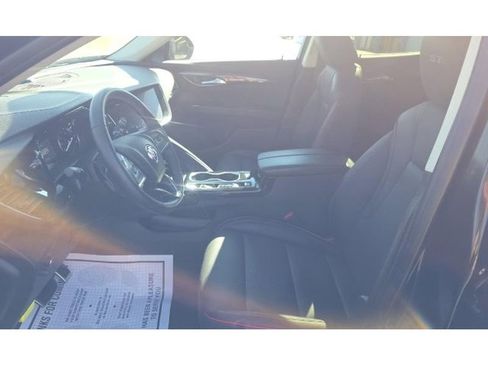 Used 2023 Buick Envision Essence w/ Sport Touring Package AWD/4WD image 5