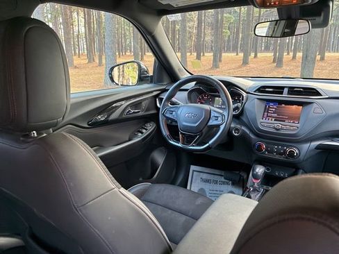 Used 2023 Chevrolet TrailBlazer RS image 25