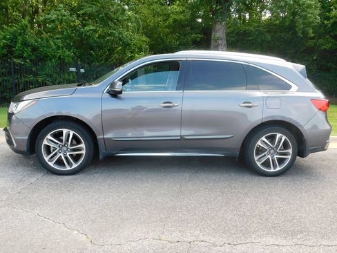 Used 2018 Acura MDX SH-AWD w/ Advance Package image 2