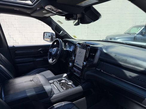 Used 2022 RAM 1500 Limited AWD/4WD image 8