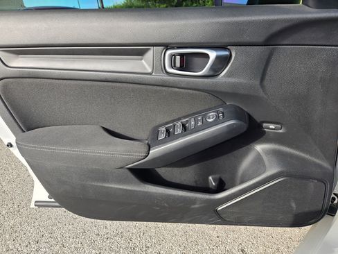 Used 2024 Honda Civic Sport image 10