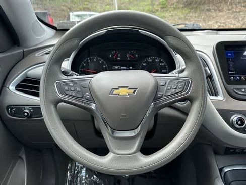Used 2023 Chevrolet Malibu LT FWD image 8