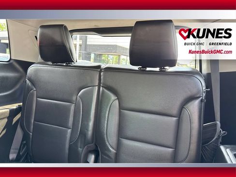Used 2018 GMC Acadia SLT AWD/4WD image 34