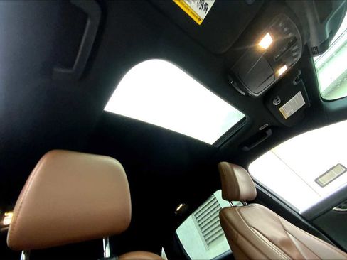 Used 2022 Lincoln Nautilus Reserve image 23