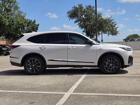 Certified 2025 Acura MDX A-Spec AWD/4WD image 3