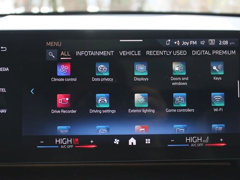 New 2026 BMW X1 xDrive28i w/ Technology Package image 15