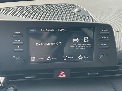 New 2026 Hyundai Elantra Sport FWD image 11