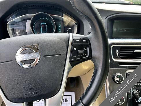 Used 2014 Volvo S60 T5 AWD/4WD image 17