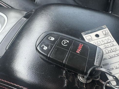 Used 2012 Dodge Journey R/T w/ Flexible Seating Group image 25