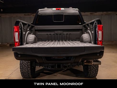 Used 2021 Ford F250 Lariat image 8