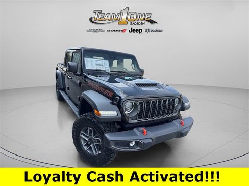 New 2025 Jeep Gladiator Mojave w/ Convenience Group image 1