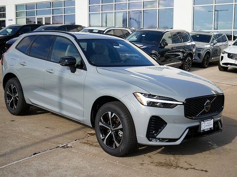 New 2026 Volvo XC60 B5 Core image 4