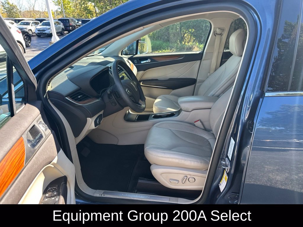 Used 2018 Lincoln MKC Select w/ Select Plus Package AWD/4WD image 10