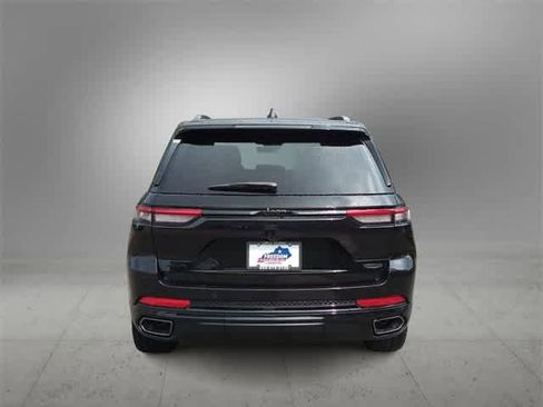 New 2025 Jeep Grand Cherokee Summit w/ Obsidian Package image 7