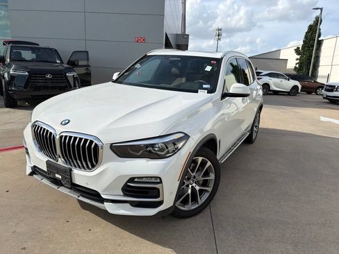 Used 2021 BMW X5 xDrive40i w/ Premium Package AWD/4WD image 1