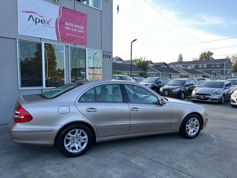 Used 2003 Mercedes-Benz E 320 Sedan image 9