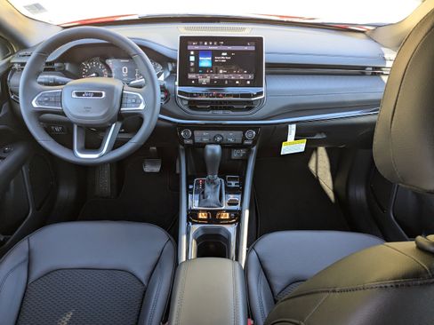 New 2026 Jeep Compass Latitude AWD/4WD image 14