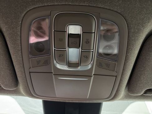 Used 2019 Hyundai Santa Fe Limited image 27