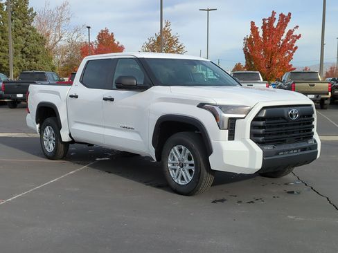 New 2026 Toyota Tundra SR5 image 7