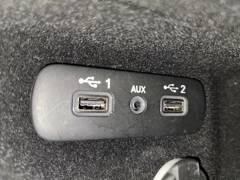Used 2020 Dodge Challenger SXT w/ Blacktop Package RWD image 25