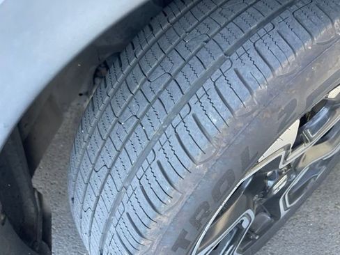 Used 2019 Honda CR-V Touring image 17